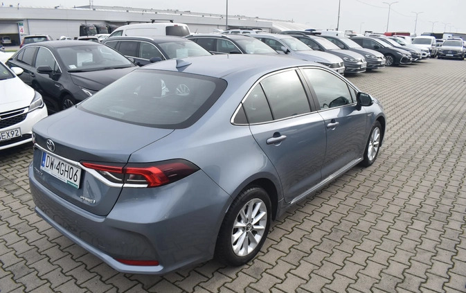 Toyota Corolla cena 79400 przebieg: 99118, rok produkcji 2019 z Nowogard małe 667